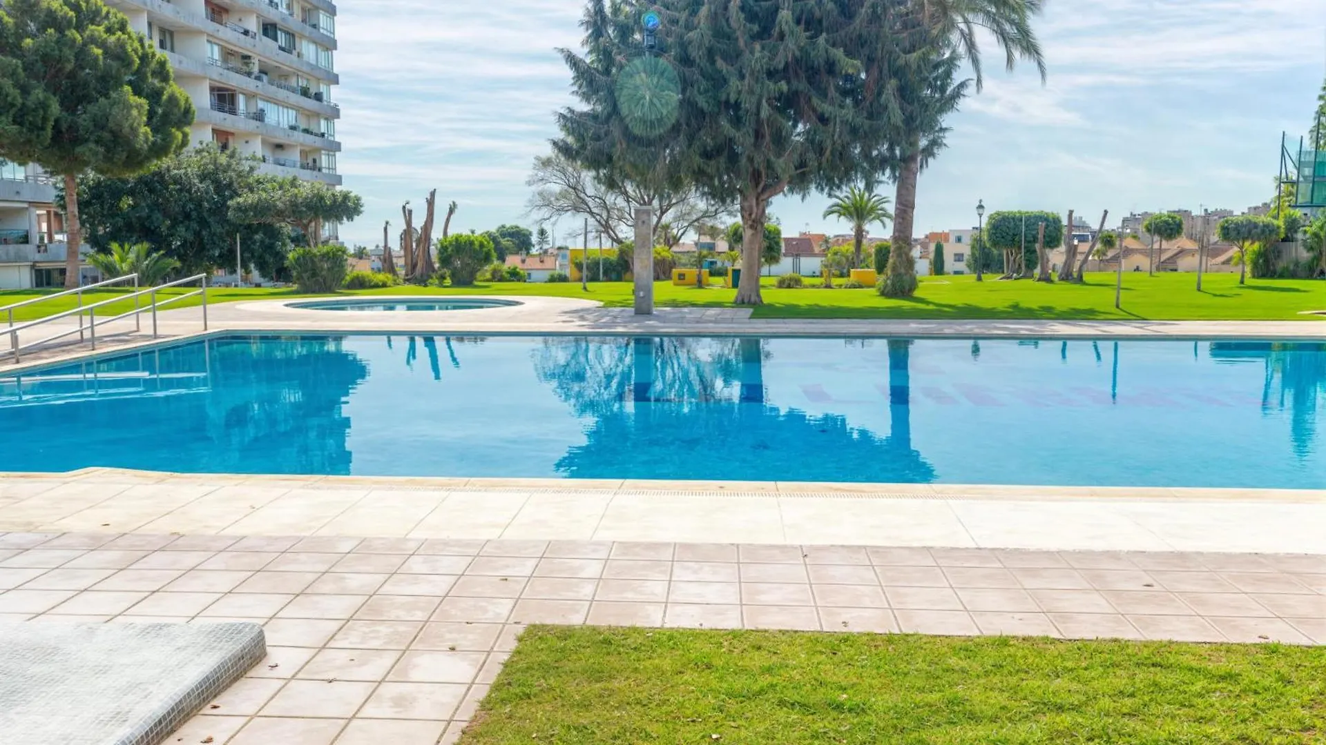 Apt. Colina De Mar- Coastal Retreat Near The Beach Τορρεμολίνος