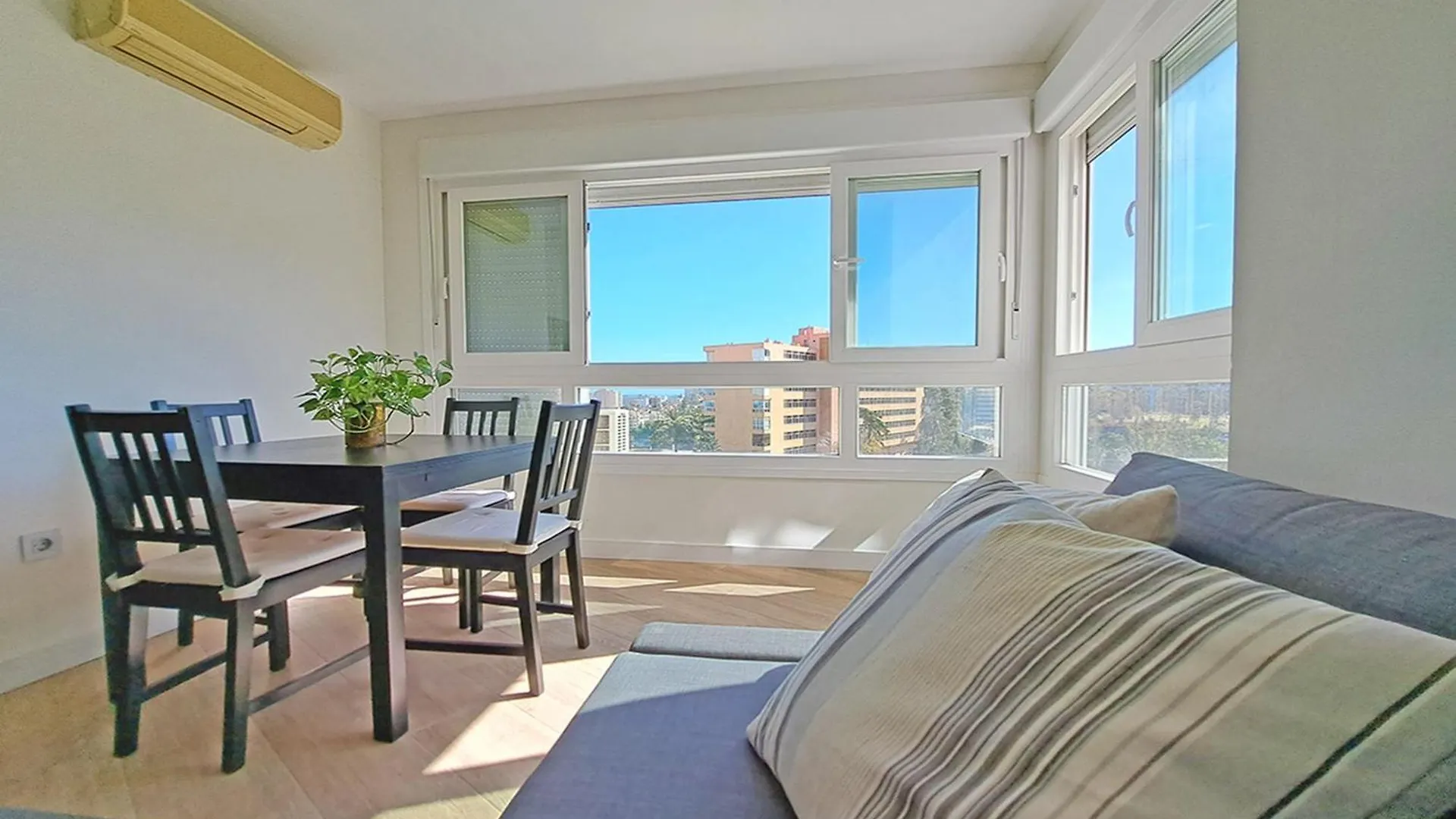 Apt. Colina De Mar- Coastal Retreat Near The Beach Τορρεμολίνος