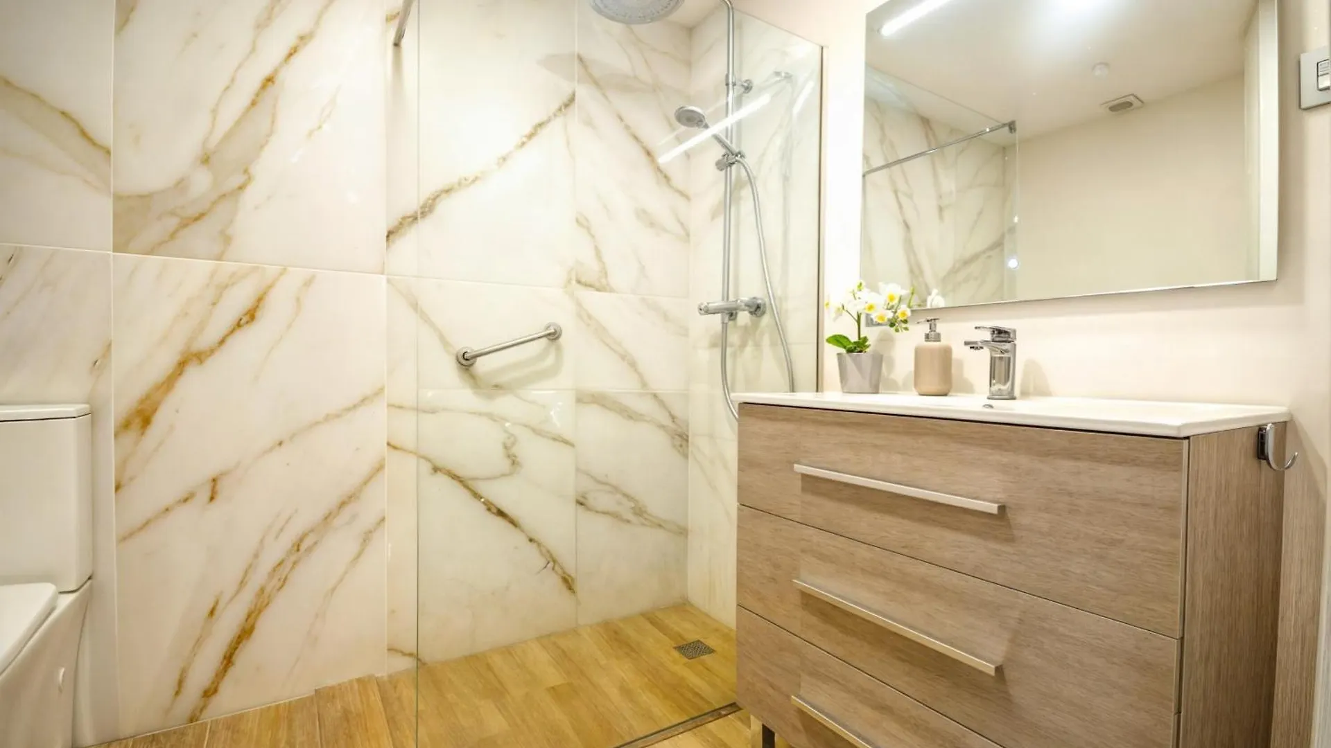 Apt. Colina De Mar- Coastal Retreat Near The Beach Torremolinos