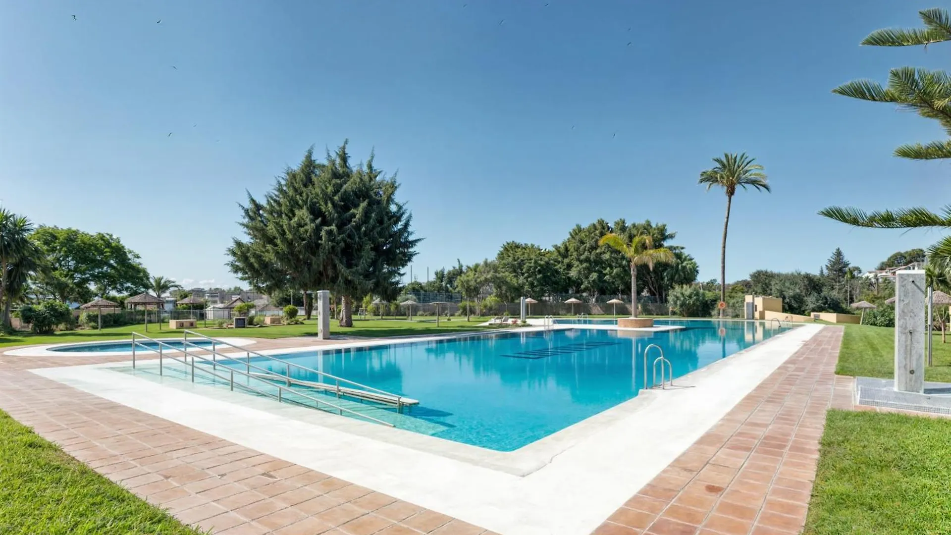 Apartment Apt. Colina De Mar- Coastal Retreat Near The Beach Torremolinos Spain