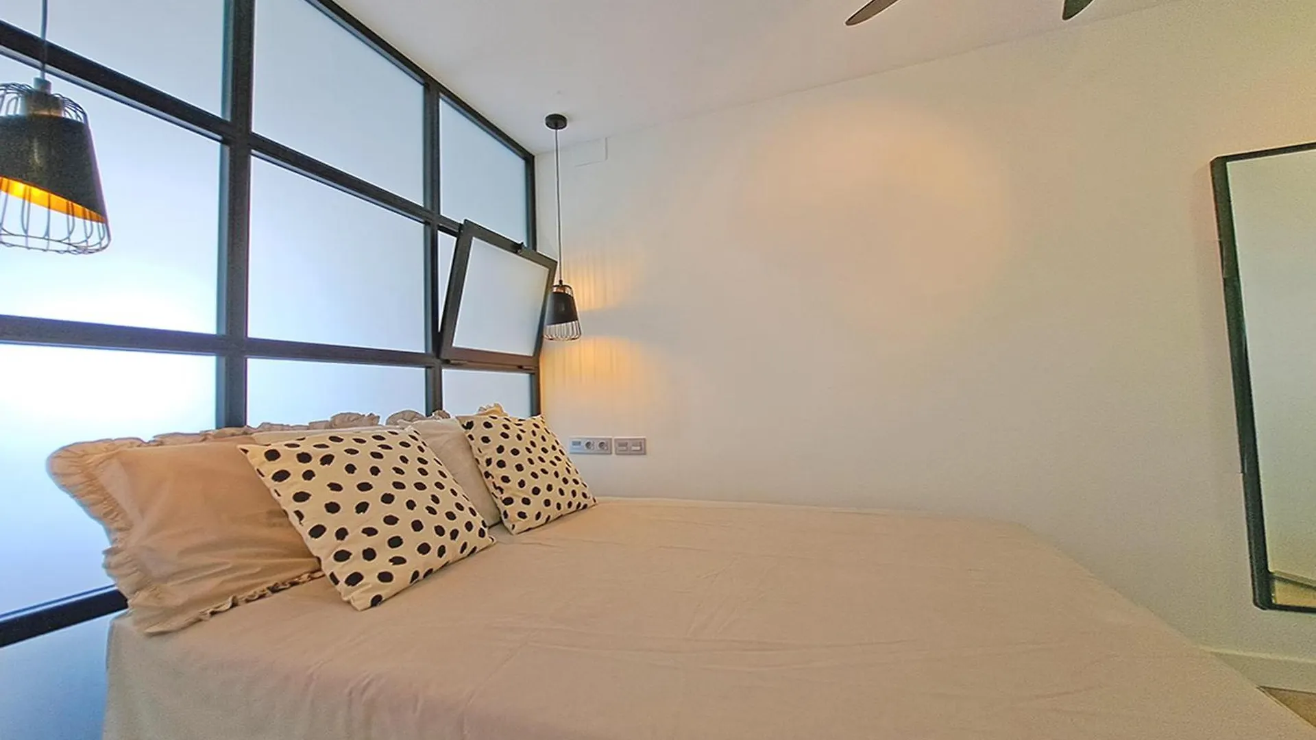 Apartment Apt. Colina De Mar- Coastal Retreat Near The Beach Torremolinos